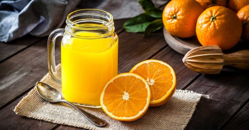 عصير البرتقال يضبط ضغط الدم ويخفف الالتهابات.. دراسة تكشف