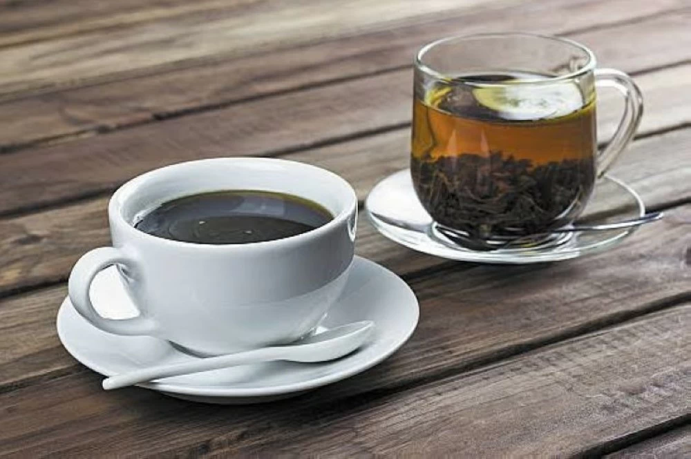 هل تمنع القهوة والشاي امتصاص الحديد؟.. أخصائية تجيب