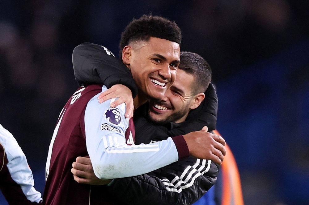 أستون فيلا يواصل هوايته في إسقاط الكبار بتعميق جراح تشيلسي في الدوري الإنجليزي